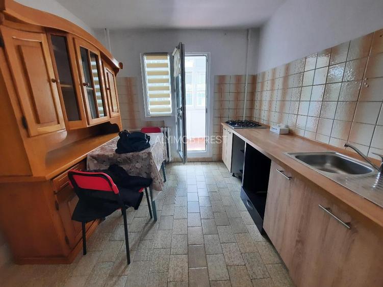 INCHIRIERE 3 CAM CRANGASI - 6