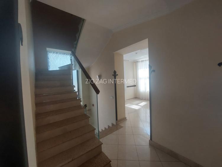 Ultracentral - cladire emblematica D+P+1+M, 430 mp., curte 200  mp. - 13