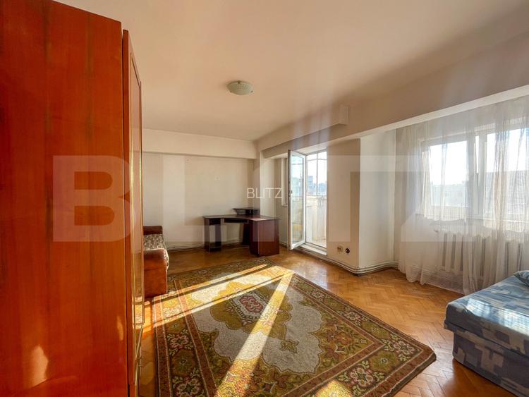 Apartament de 3 camere decomandat, 75 mp, 2 băi, 2 balcoane, etaj intermediar. - 5