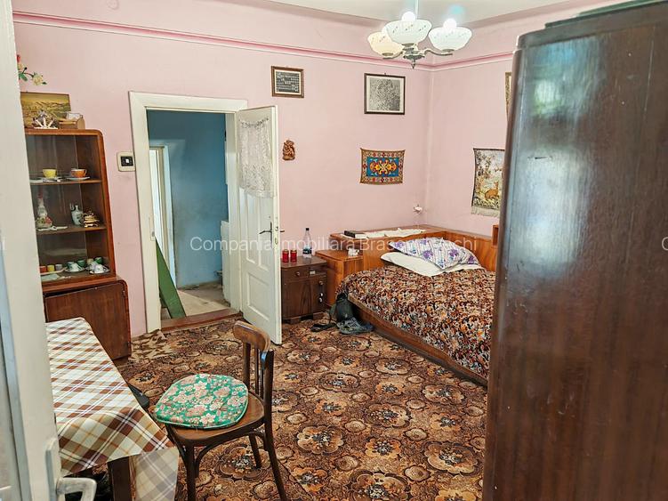 Râșnov - zona Eminescu, casa cu 1000 mp teren. - 8