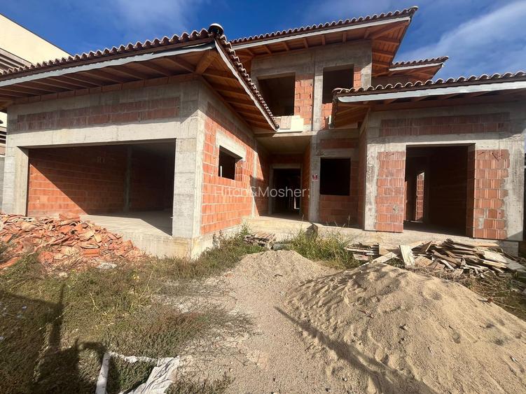 De vanzare Casa individuala la rosu Sacalaz - Comision 0% - 4