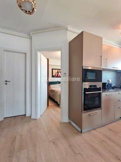 Penthouse 7 camere,383 mp,ROOFTOP,VEDERE FRONTALA SI LATERALA la MARE cod 161653 - 22