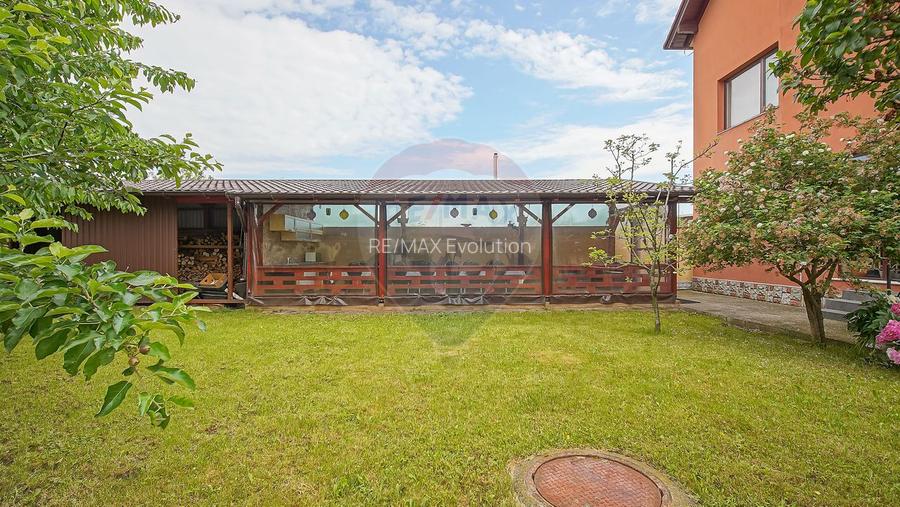 VILA SANNE – 10 camere, teren 1300 mp, Hălchiu - 12
