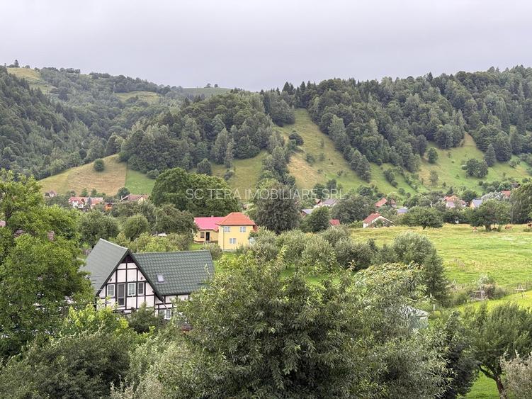 VANZARE CASA TIP PENSIUNE - 2