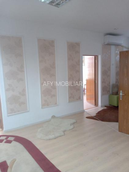 De vanzare Apartament 3 camere + pod in Vila, Vasile Lascar - Eminescu - 2