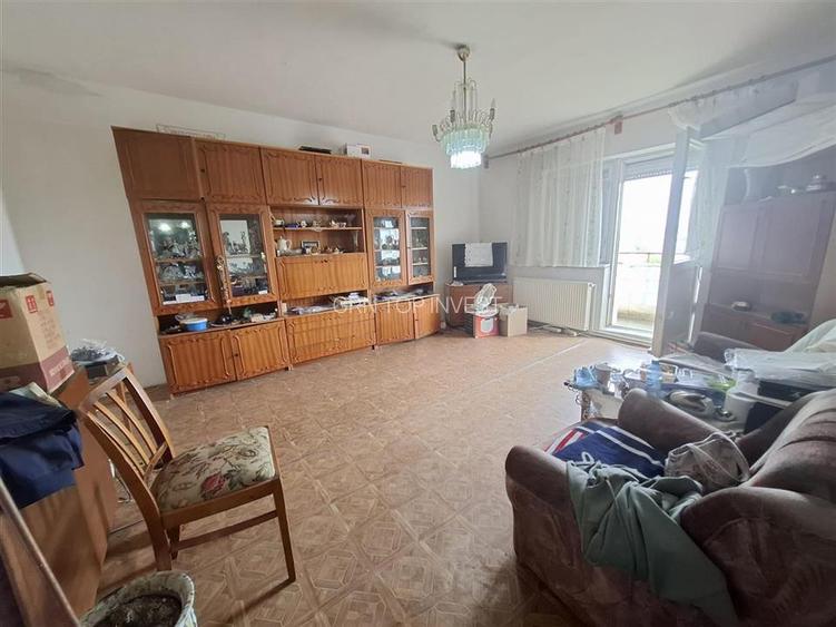 Apartament decomandat 3 camere 2 bai balcon zona Terezian - 21
