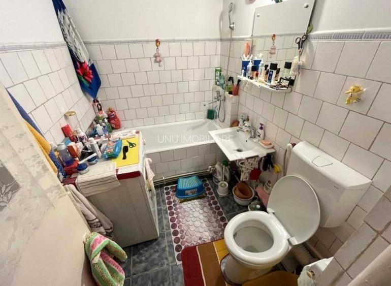 3 Camere 72mp Etajul 2/4 Zona Canta - Profi / 2 bai / 12min de Copou / UMF - 3