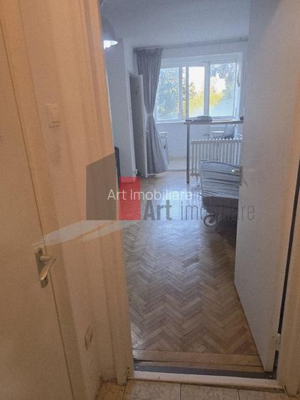 Garsoniera Costin Georgian - 2