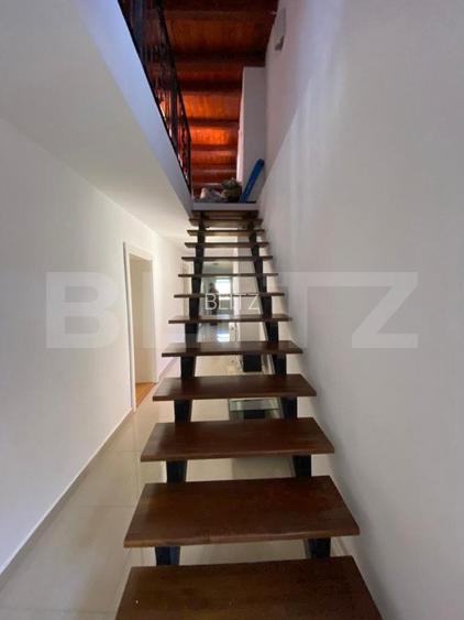 Casa spatioasa cu 4 camere, Nufarul, 240mp - 19