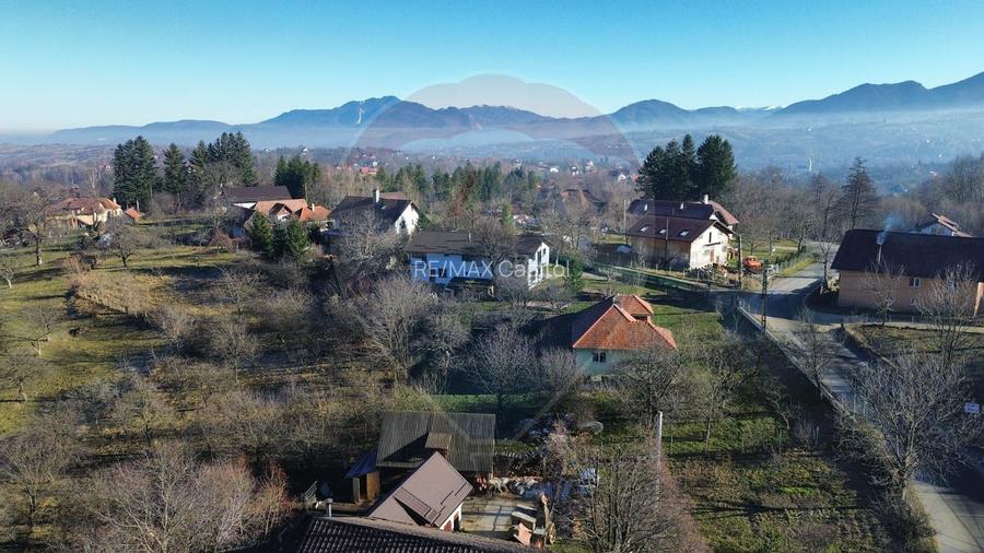 Casă / Vilă cu 7 camere   în zona Bran-Tohanita - 42
