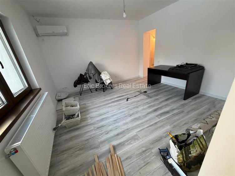 Vanzare casa 3 camere, 2 bai, curte 300 mp, Parc Bazilescu, renovata integral - 7
