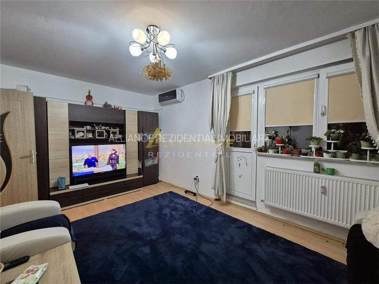 Apartament 3 camere decomandat { Metrou Dristor 1 } - 2