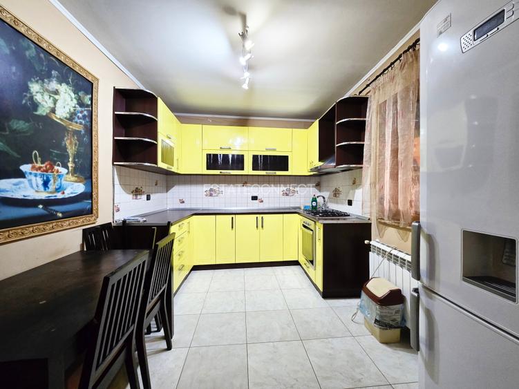 Casa individuala cu teren 216 mp - 2