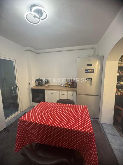 Faleza nord-- apartament 3 camere decomandat - 9