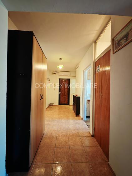 Vitan Mall | Unirii | Nerva Traian | Spatios cu centrala si vedere panoramica - 17