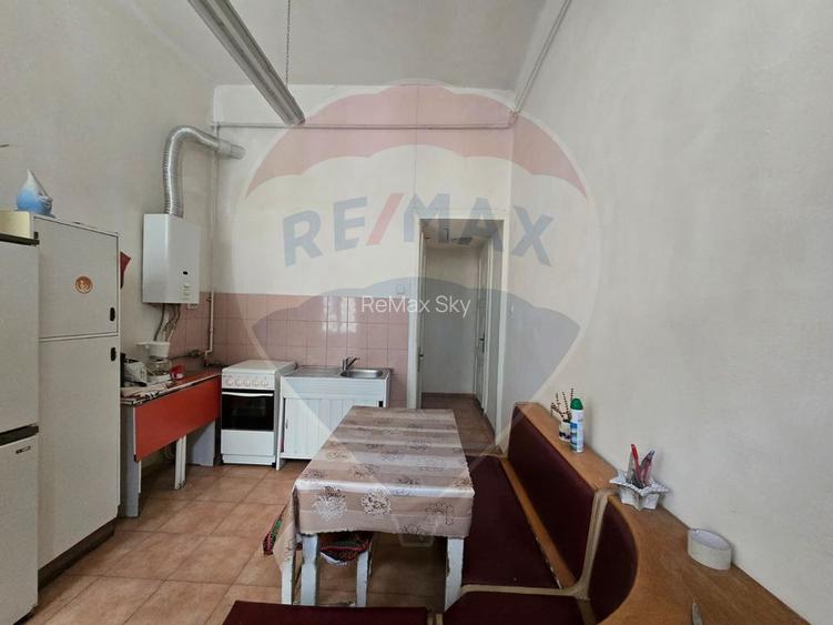 de vanzare Apartament 2 camere în clădire istorică cu lift, Str. Horea - 4