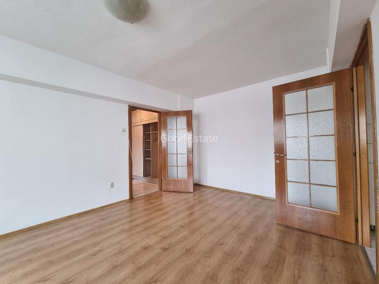 INCHIRIERE apartament 3 camere nemobilat Bd. Ion MIhalache 93 exclusiv pt LOCUIT - 18