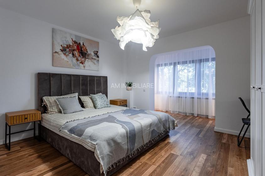 AP. 3 CAMERE PIATA SUDULUI, LOC PARCARE, 100 MP UTILI, METROU 14 MIN - 8