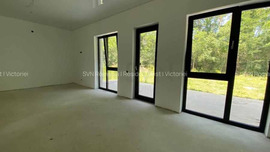 REV2002774 Vila in complex rezidential - pozitionare excelenta langa padure - 9
