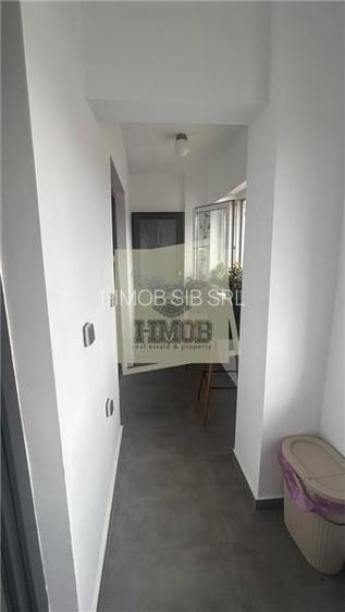 Apartament modern cu 4 camere 2 bai si logie inchis in Strand - 12