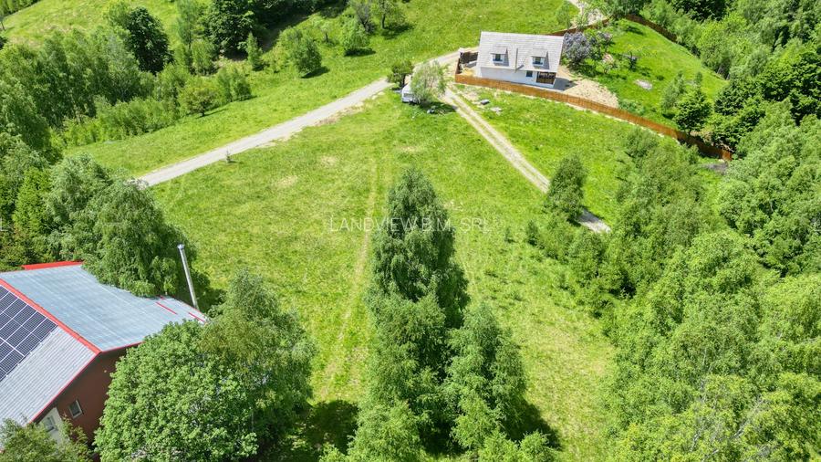 Teren intravilan 1000 mp in satul Pestera, Comuna Moieciu la 12 km de Bran - 8