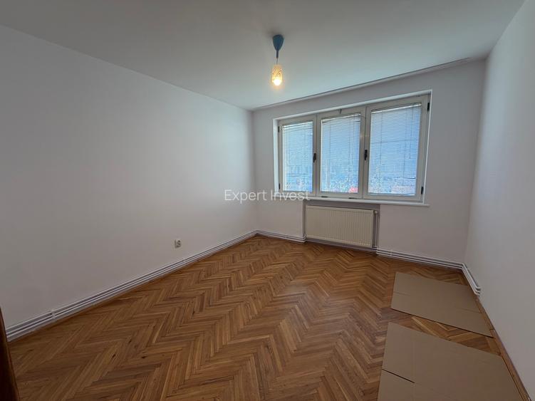 Apartament 2 camere - parter - Central - Vasile Milea - 4