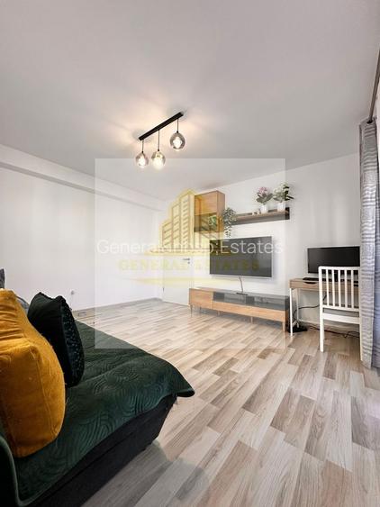 De vanzare apartament cu 3 camere | Sanpetru - 2