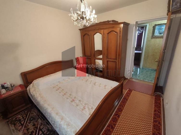 Vânzare apartament 3 camere semidecomandat Bd. Obregia - Cultural - 30