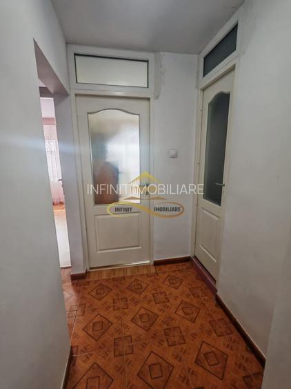Vand apartament 3 camere decomandate – zonă Ștefan cel Mare - 4