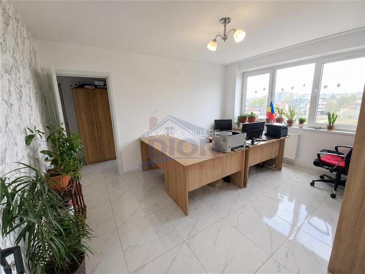 APARTAMENT 3 CAM, STEFAN CEL MARE OBOR - 2