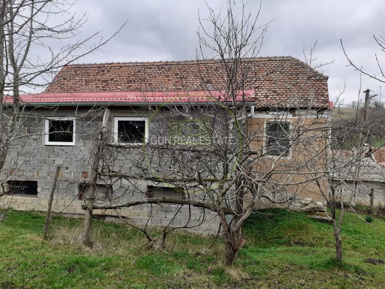 Casa  4 camere de vanzare in  Valeni jud. Brasov - 2
