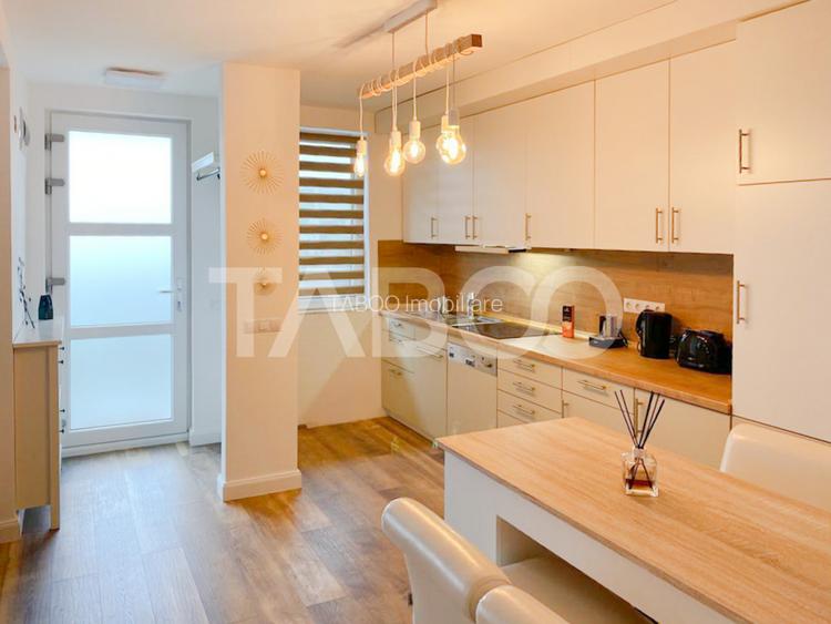 Casa cu 4 camere si vedere panoramica chiar la intrare In Cristian - 4