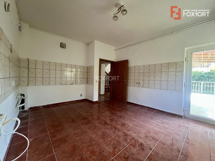 Casa individuala cu 7 camere si teren de 358 mp de vanzare, zona Girocului - 2