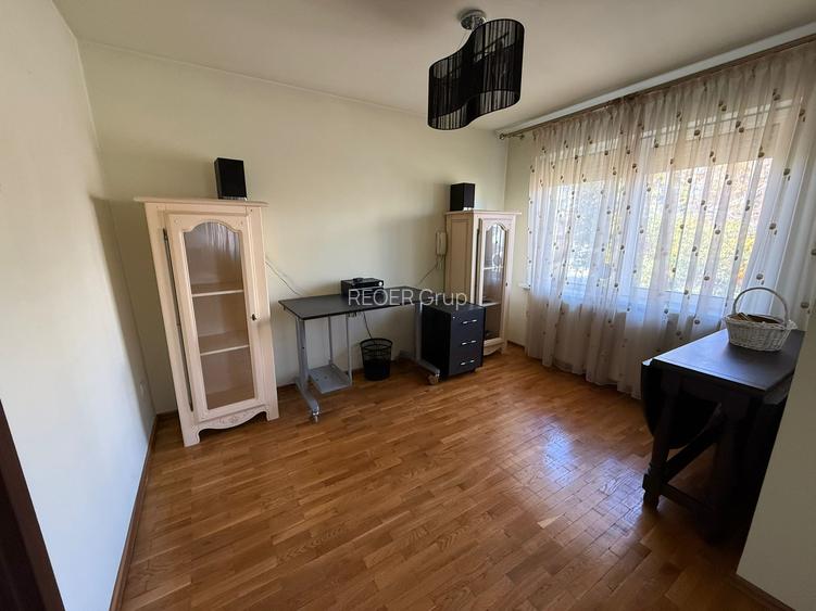 CANTACUZINO - etaj casa din 1980, curte proprie 330mp - 6