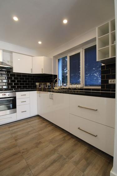 Ciarda Rosie,  4 dormitoare + 2 bai + 2 bucatarii, centrala proprie. - 6