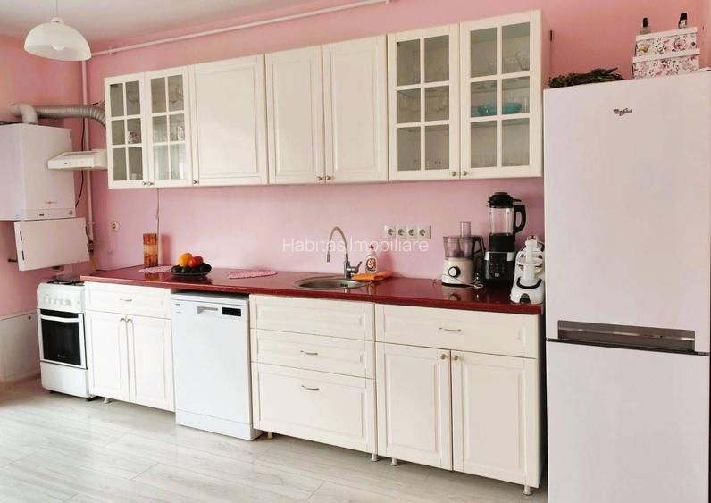 Apartament 2 camere 53 mp, et 1, parcare, Floresti str Sub Cetate - 11