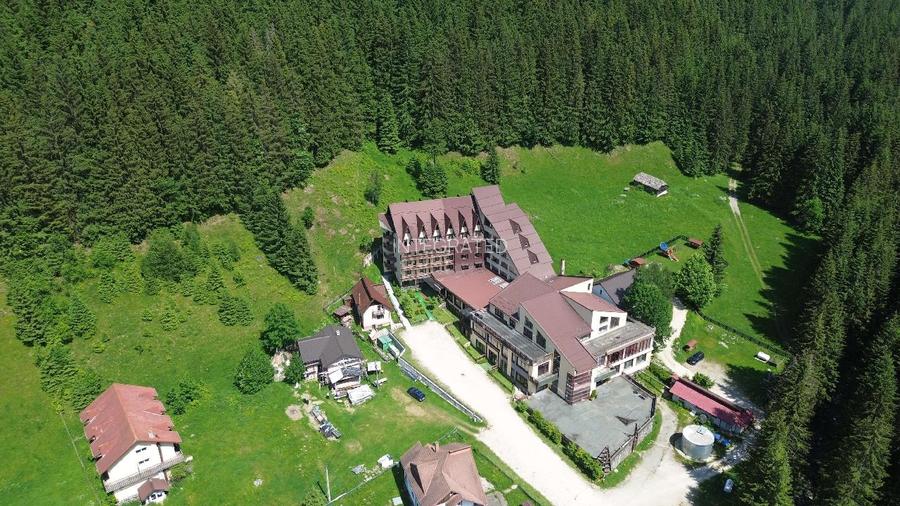 MOIECIU -  BRAN - HOTEL DE VANZARE - 2