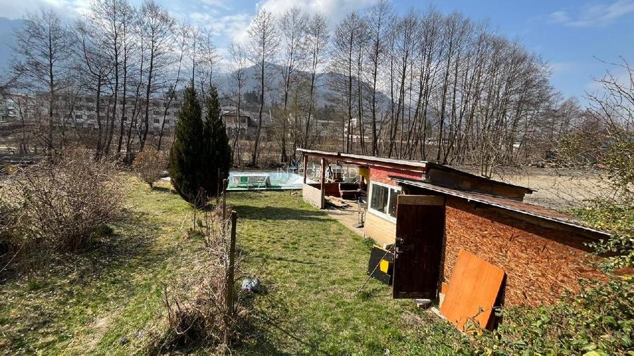 Teren SUPERB - 470 mp - pe malul Lotrului, Brezoi, Valcea - 2