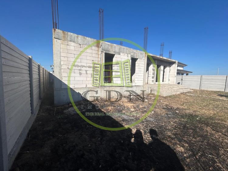 Casa plan parter, 600 mp, 115 mp utili, Metro - 3