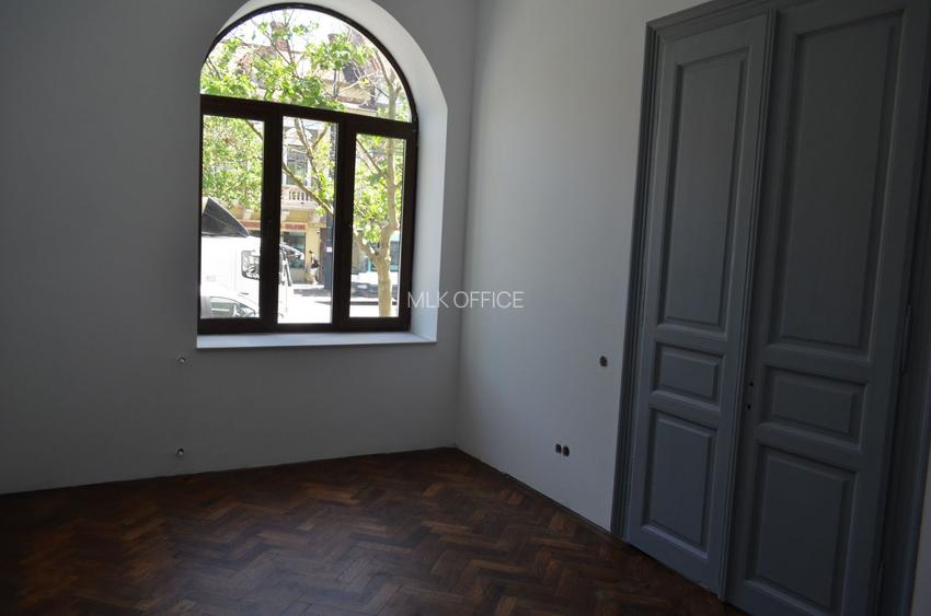 Apartament renovat in zona centrala - 5