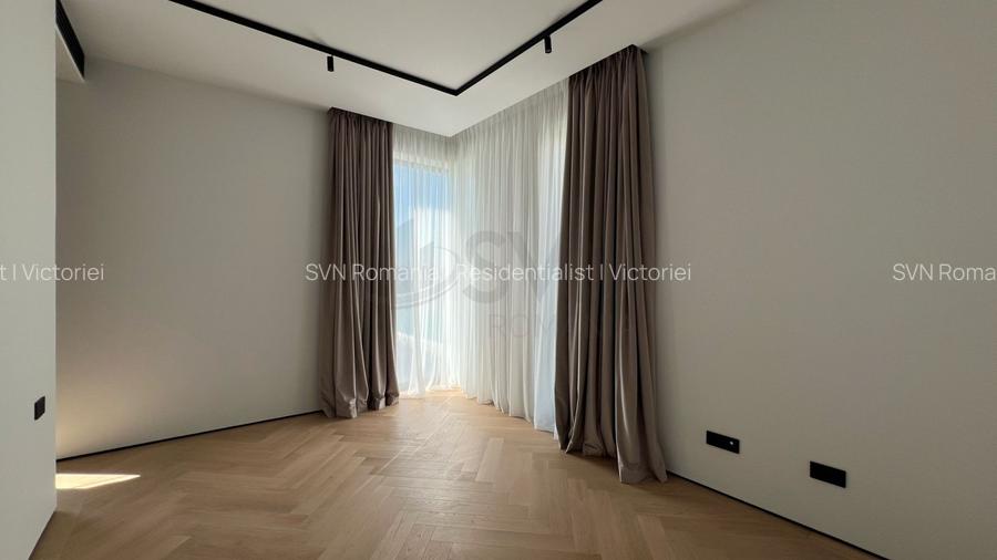 REV2004667 Vile de Lux l Pipera - 16