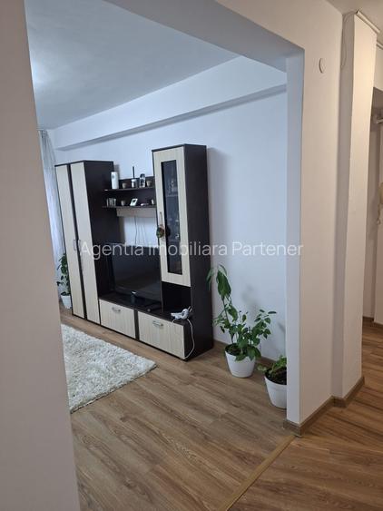 3 camere Banat , RENOVAT Decomandat / Centrală , preț NEGOCIABIL - 3