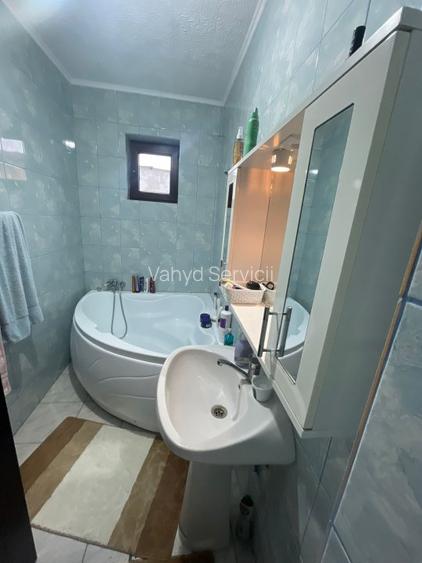 Casa de Vanzare cu teren spatios,zona Pantelimon-Delfinului,langa Mega Mall&Lac; - 24