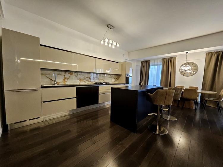 Apartament 4 camere