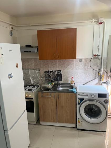 Iniriez garsoniera decomandata parter Brazda , zona Guliver / Randevous - 3