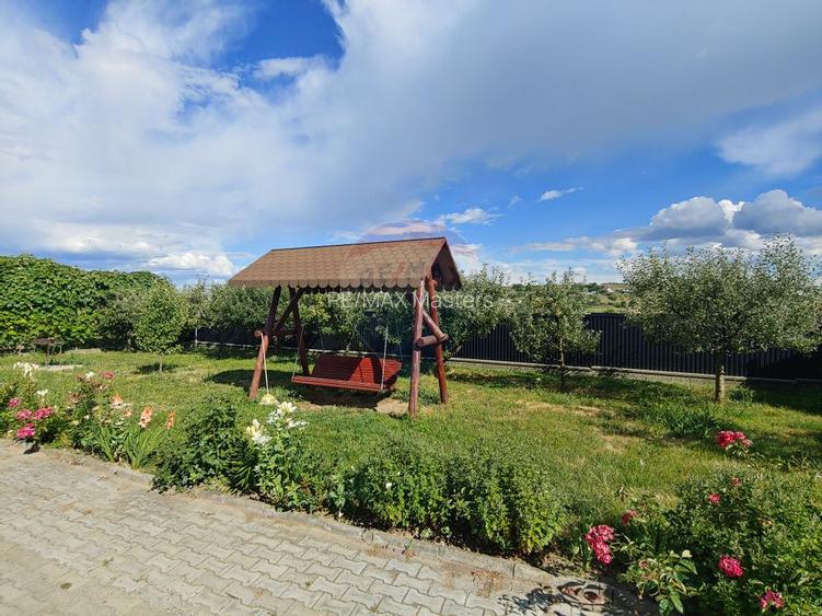 Casa / Vila de vanzare cu teren intravilan 1200 mp-Zvoristea, Suceava - 34