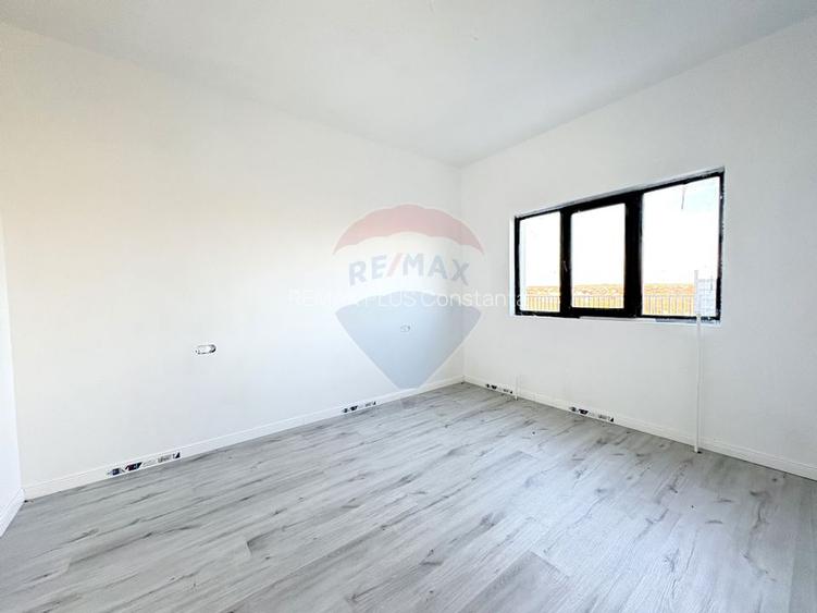 Casă de vânzare în Valu lui Traian - 5