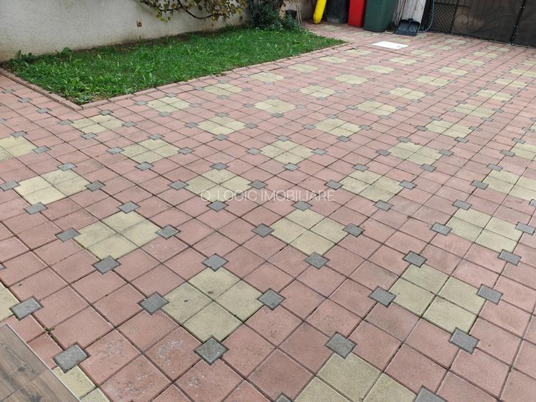 Casa 8 camere mobilata si utilata RASNOV - 28