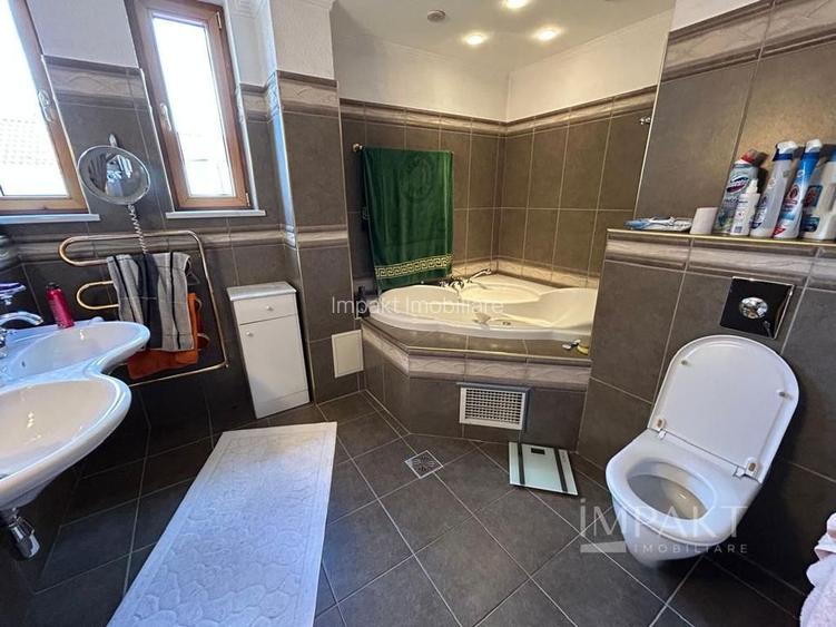 Vila individuala de lux de inchiriat, in cartier Gruia aproape de Cetatuie! - 30