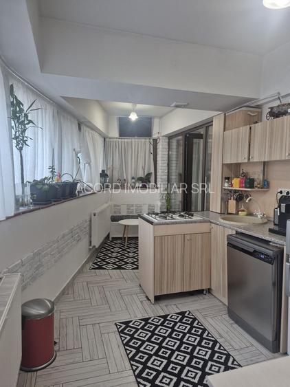 Tomis nord Euromaterna-apartament 3 camere finisat modern - 17